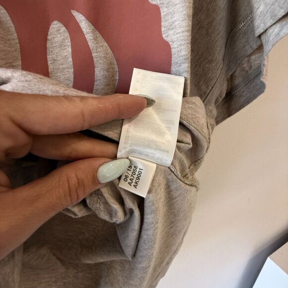 Adidas Stella Mccartney S Beige Graphic Tee Shirt Red Floral Design Short Sleeve - Picture 7 of 8